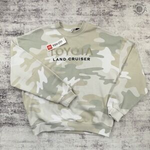 NWT Toyota Land Cruiser Sweatshirt Mens Medium Tan Camo Embroidered Licensed